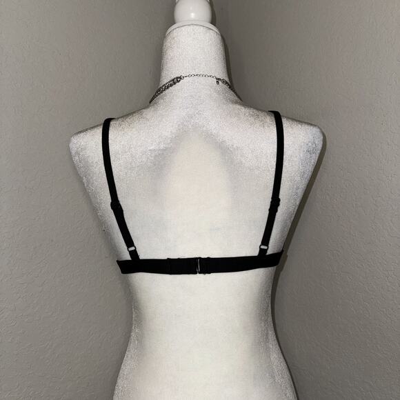 Old Navy Triangle Bikini Top Women Large Black UPF 40 Adjustable Spaghetti Strap - Picture 2 of 6